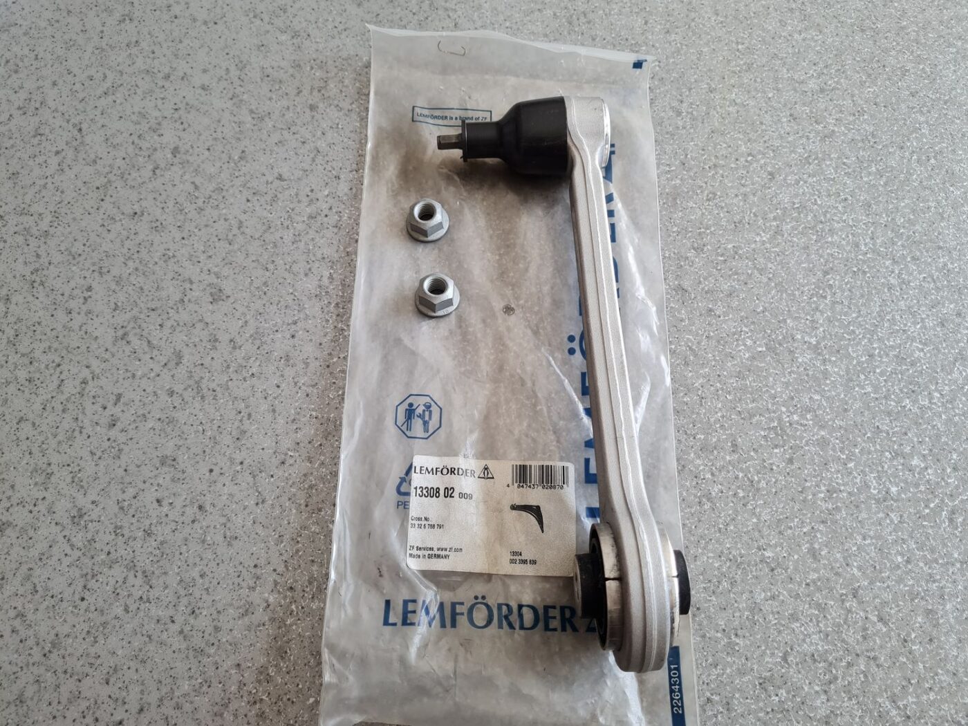 Aizmugures piekares svira priekš 2 Aizmugures piekares svira priekš