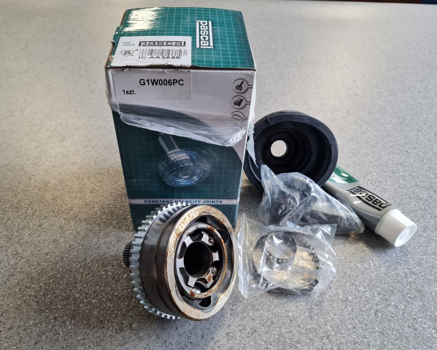 Ārējais pusases šarnīrs priekš 2 Ārējais pusases šarnīrs priekš