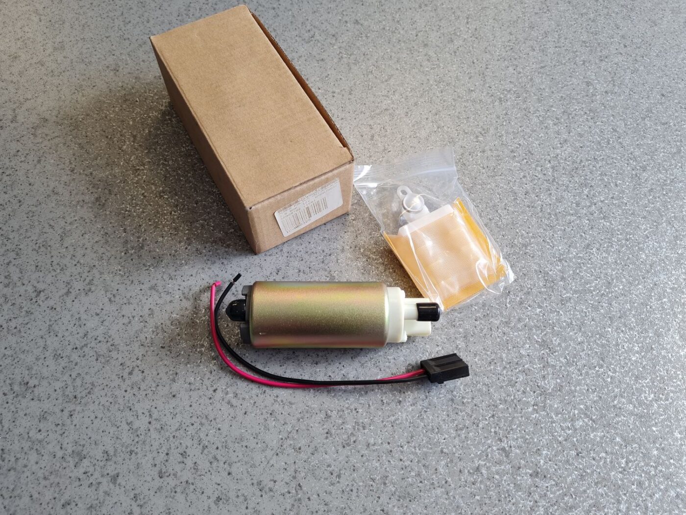 Degvielas tvertnes sūknis priekš 1 Degvielas tvertnes sūknis priekš