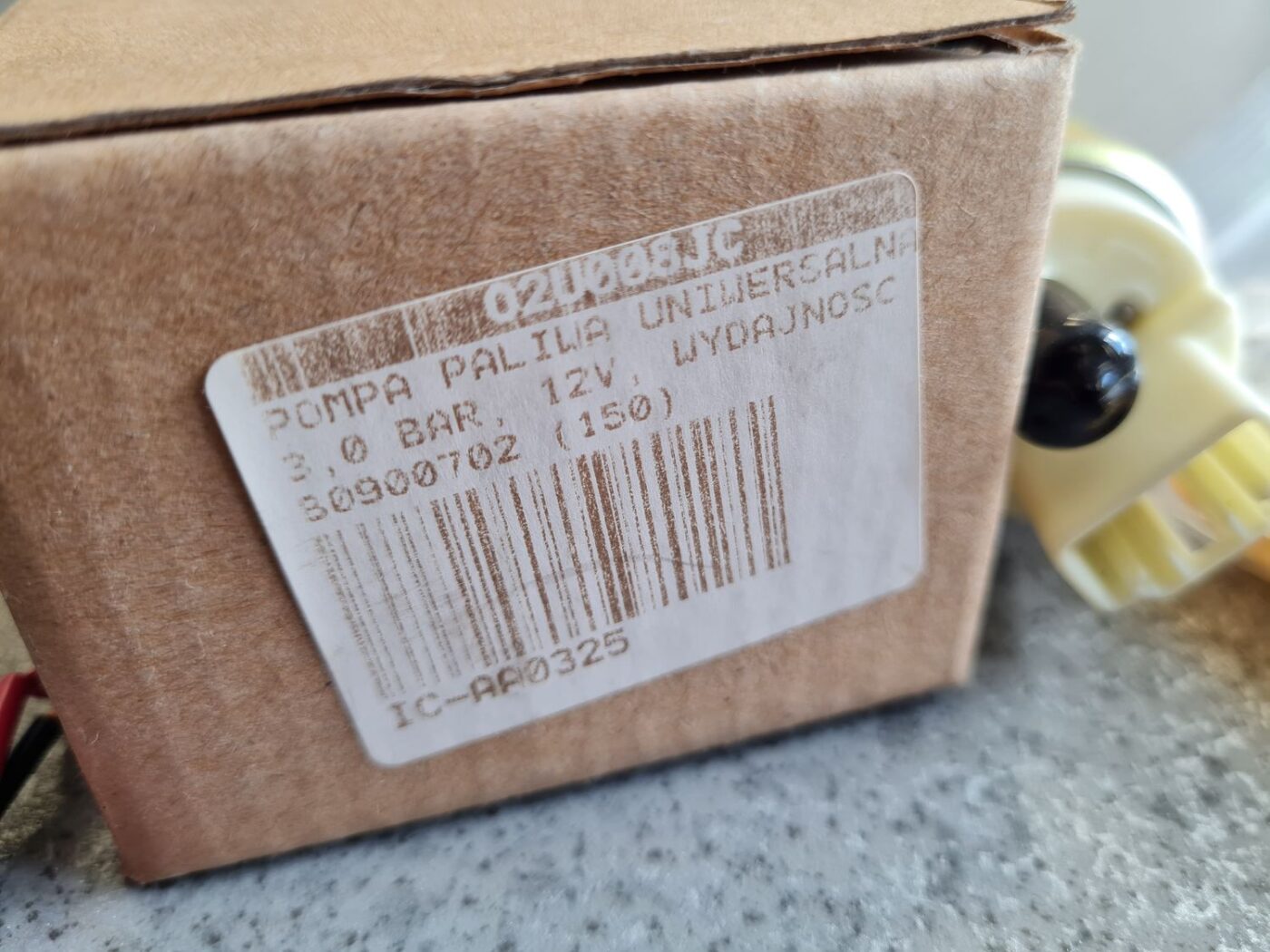 Degvielas tvertnes sūknis priekš 3 Degvielas tvertnes sūknis priekš