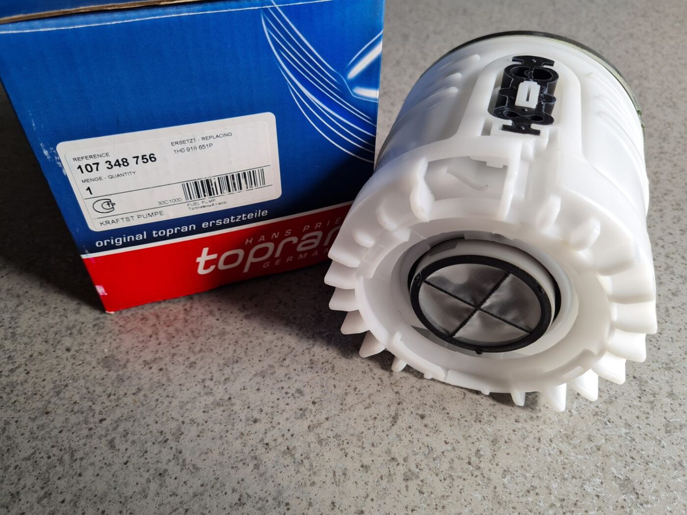 Degvielas tvertnes sūknis priekš 4 Degvielas tvertnes sūknis priekš