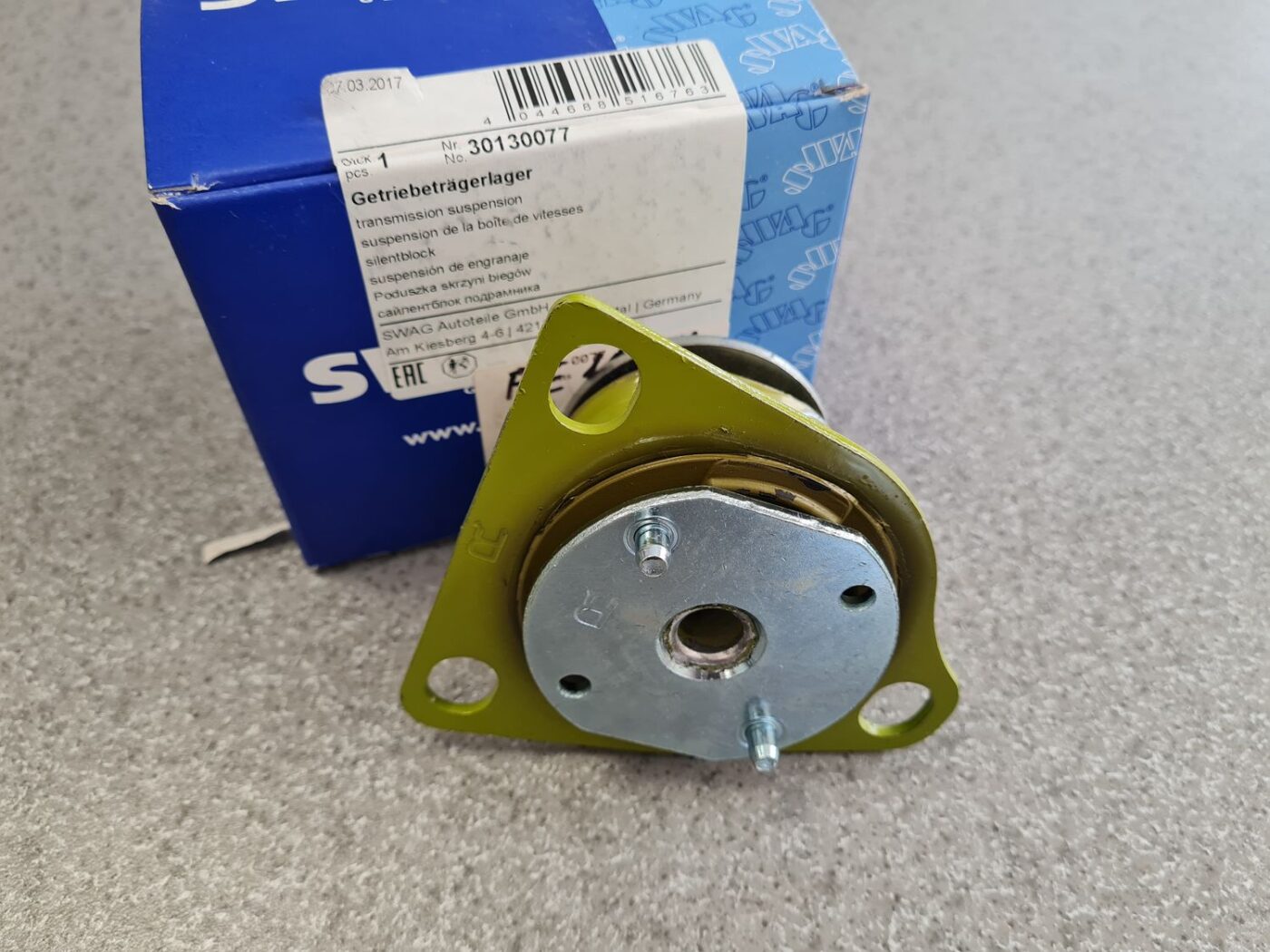 Ātrumkārbas kronšteins priekš 2 Ātrumkārbas kronšteins priekš