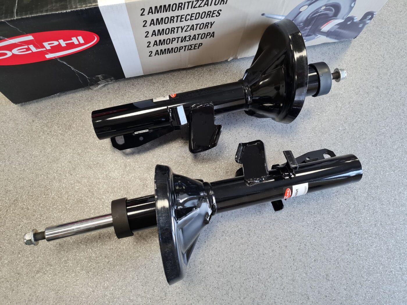 Aizmugurējais amortizators priekš 2 Aizmugurējais amortizators priekš