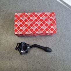 Stikla tīrītāja slēdzis priekš