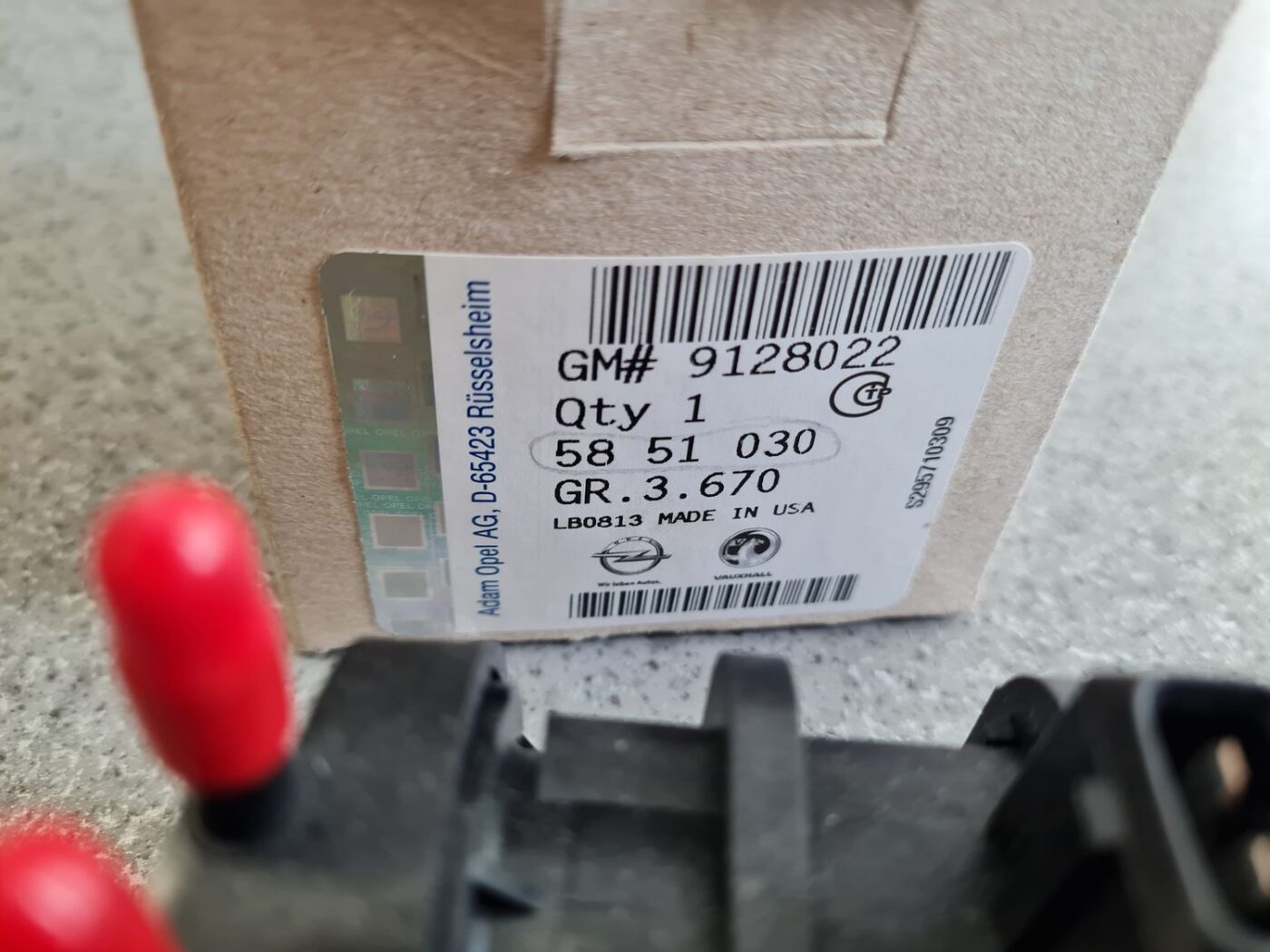 Izplūdes solenoīda vārsts priekš 3 Izplūdes solenoīda vārsts priekš