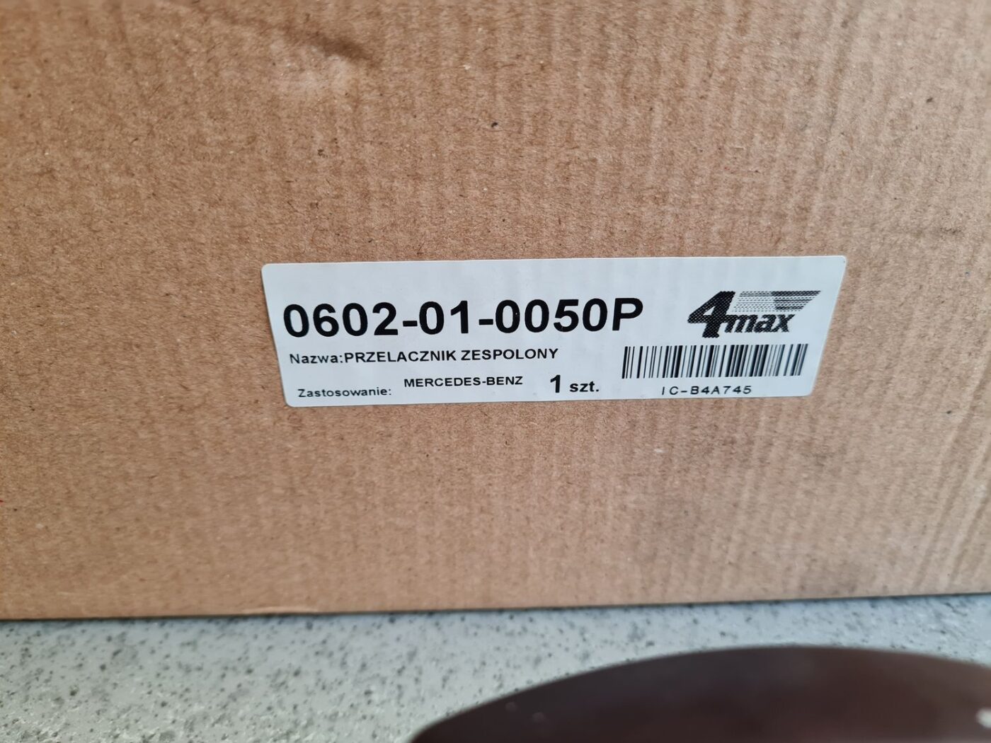 Stūres statnes slēdzis priekš 3 Stūres statnes slēdzis priekš