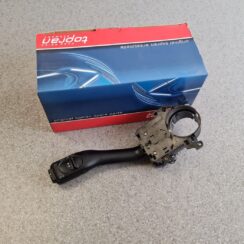 Pagrieziena rādītāju slēdzis priekš