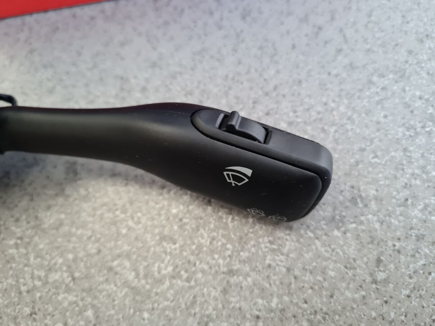 Stikla tīrītāja slēdzis priekš 5 Stikla tīrītāja slēdzis priekš