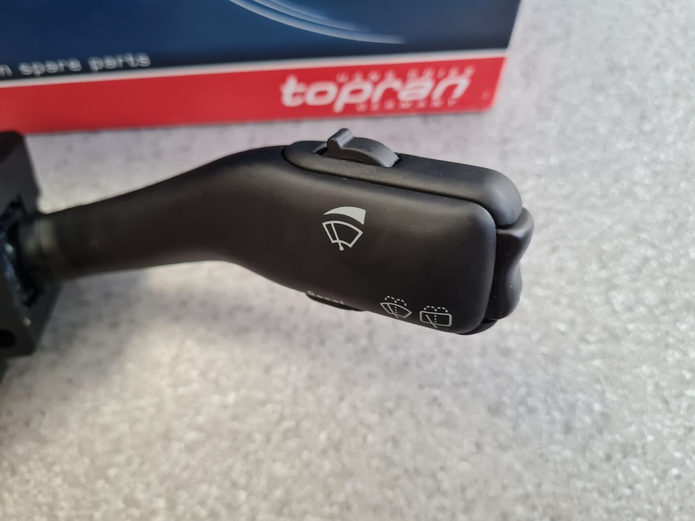 Stikla tīrītāja slēdzis priekš 5 Stikla tīrītāja slēdzis priekš