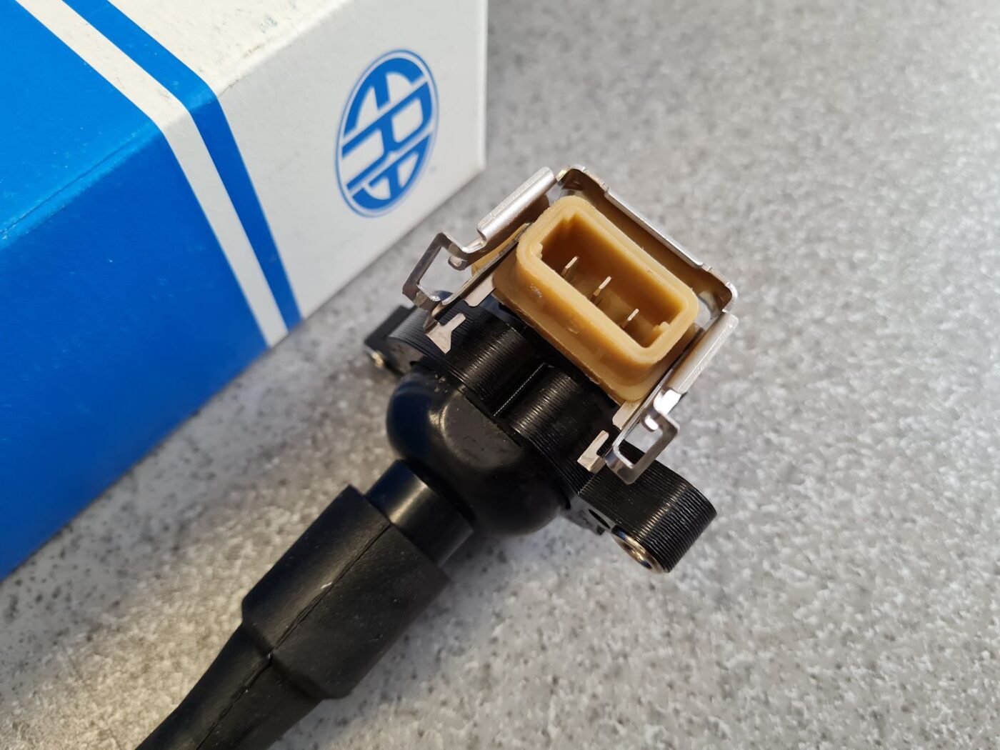 Augstsprieguma spole priekš 2 Augstsprieguma spole priekš