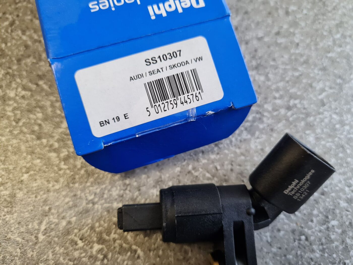 ABS devējs priekš 3 ABS devējs priekš