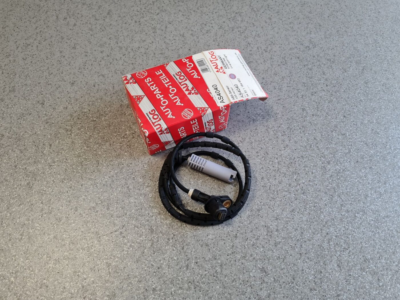 ABS devējs priekš 1 ABS devējs priekš