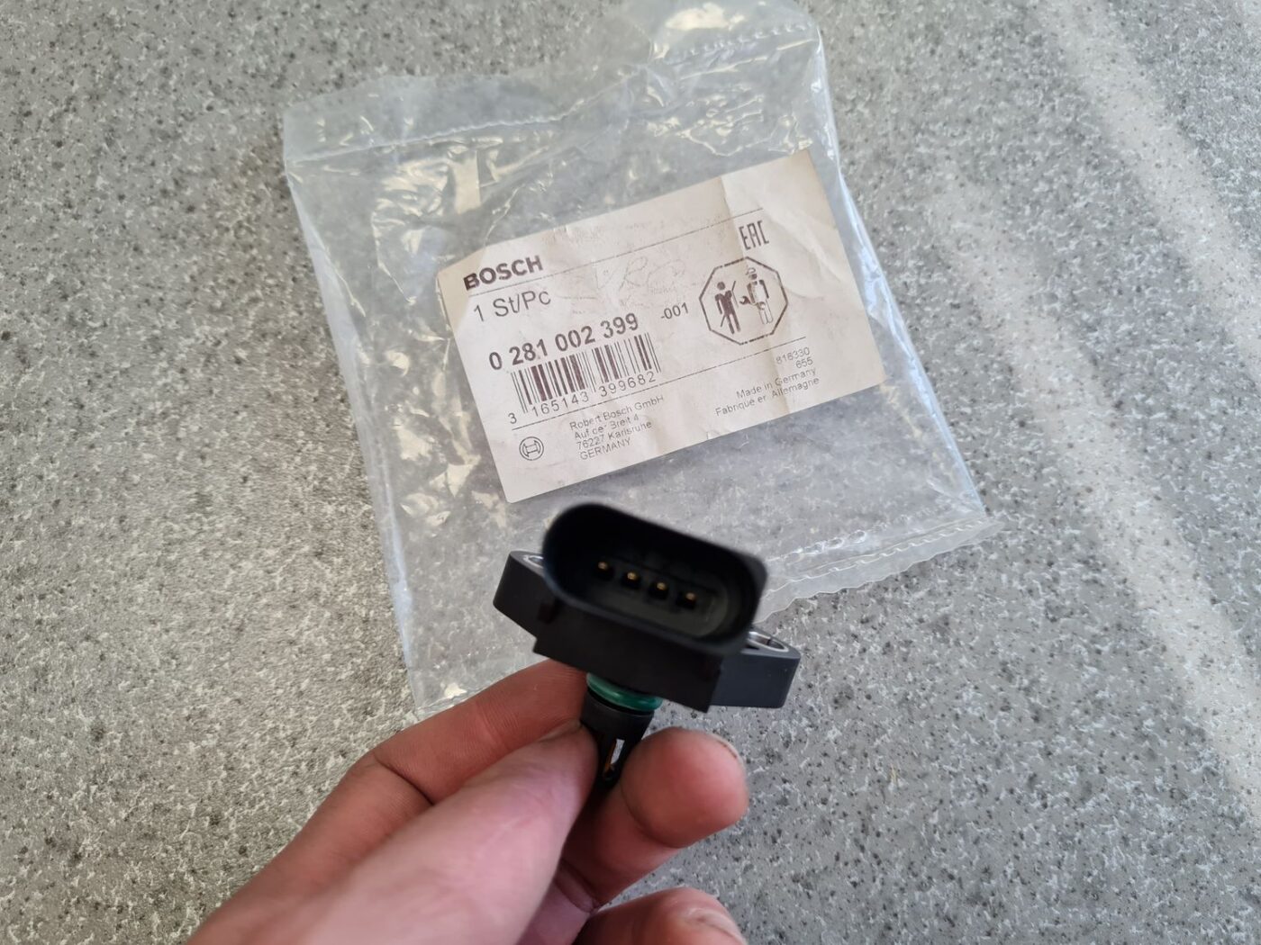 Ieplūdes kolektora spiediena devējs priekš 4 Ieplūdes kolektora spiediena devējs priekš