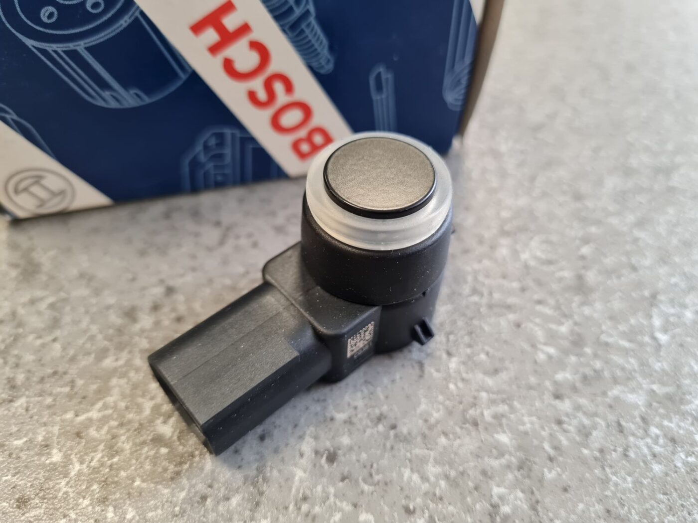 Parkošanās devējs priekš 2 Parkošanās devējs priekš