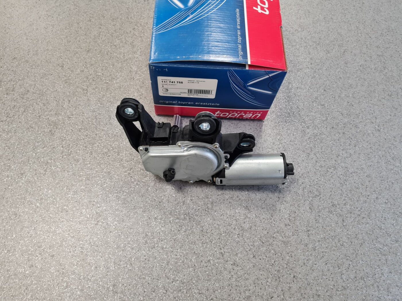 Aizmugurējā stikla tīrītāja motors priekš 2 Aizmugurējā stikla tīrītāja motors priekš