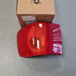 Aizmugurējais labais lukturis priekš