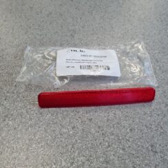 Aizmugurējais atstarotājs priekš