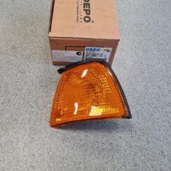 Pagrieziena signala lukturis priekš