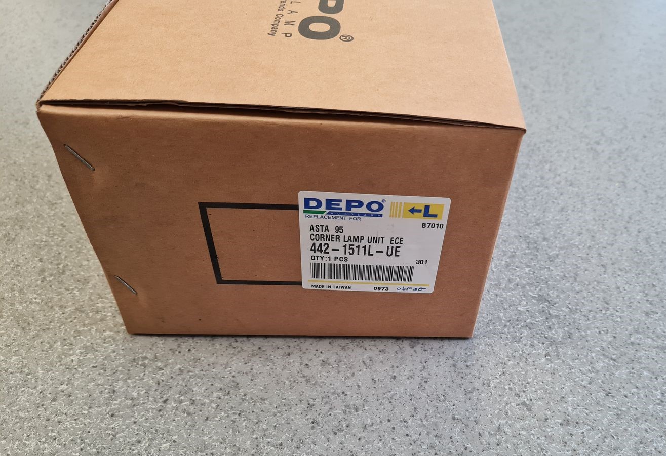 Pagrieziena signala lukturis priekš 3 Pagrieziena signala lukturis priekš