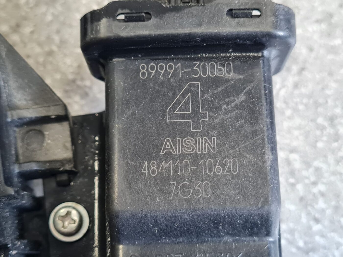 Durvju roktura iekšējais stiprinājums priekš LEXUS IS250 2007 9 Durvju roktura iekšējais stiprinājums priekš LEXUS IS250 2007