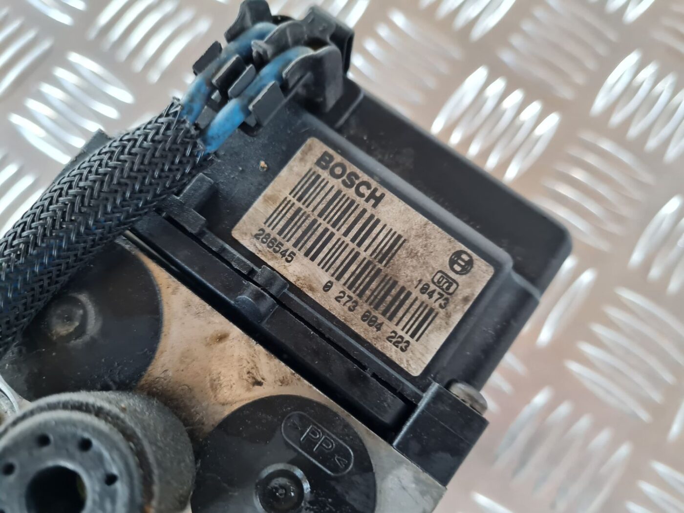 ABS bloks priekš SAAB 9-5 1999 6 ABS bloks priekš SAAB 9-5 1999