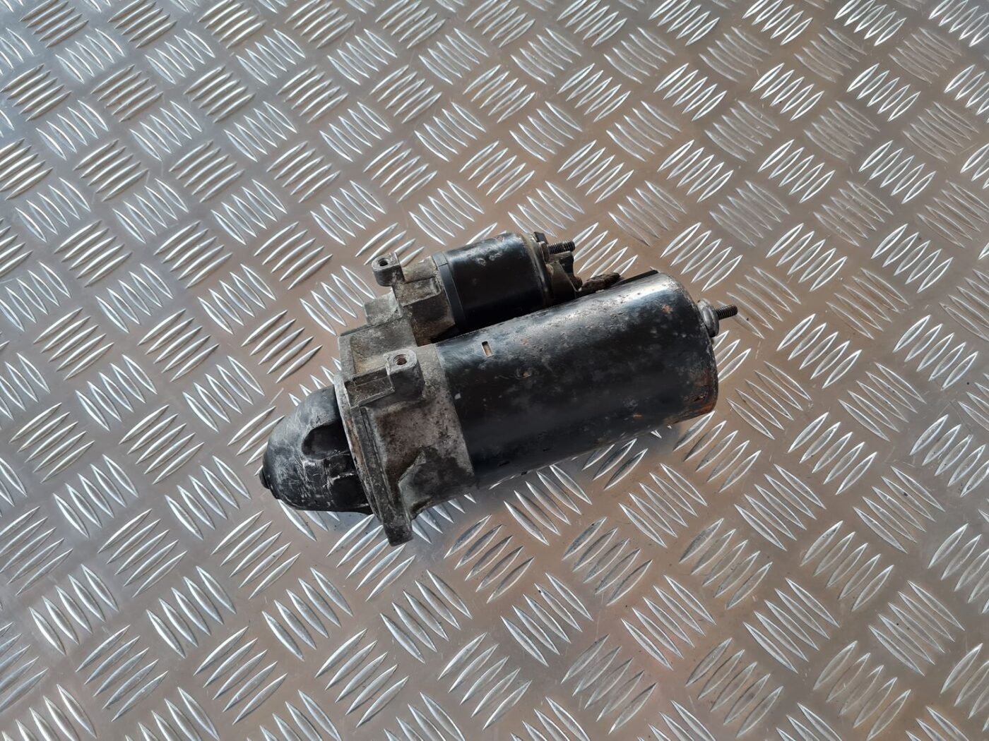 Starteris priekš SAAB 9-5 1999 4 Starteris priekš SAAB 9-5 1999