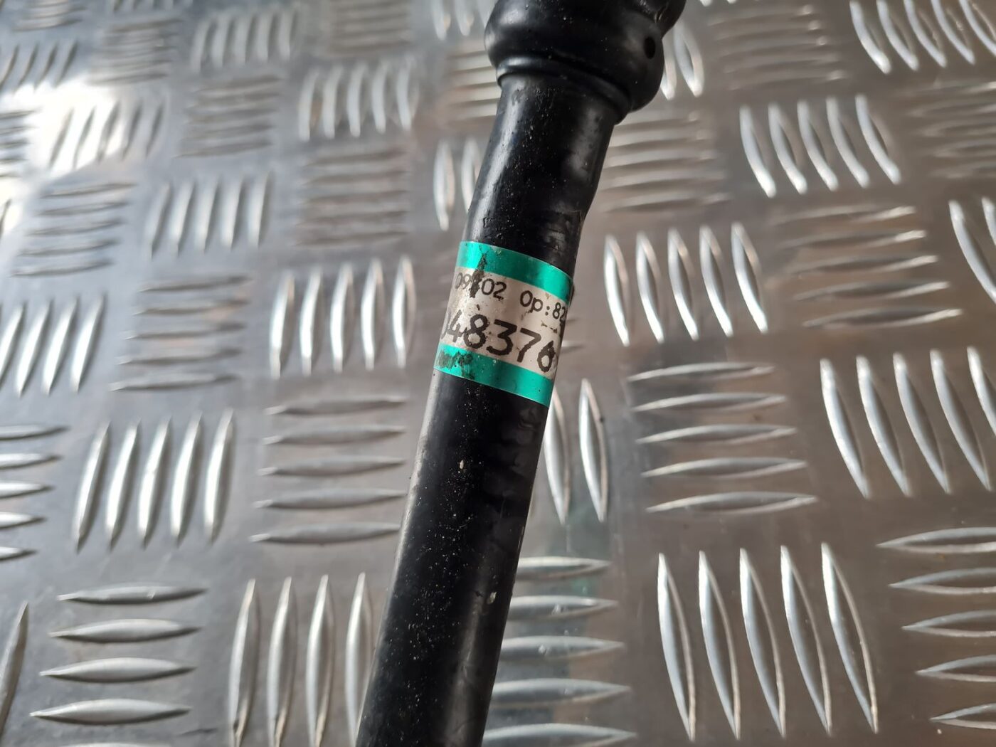 Gaisa kondicioniera galvenā caurule priekš SAAB 9-5 1999 6 Gaisa kondicioniera galvenā caurule priekš SAAB 9-5 1999