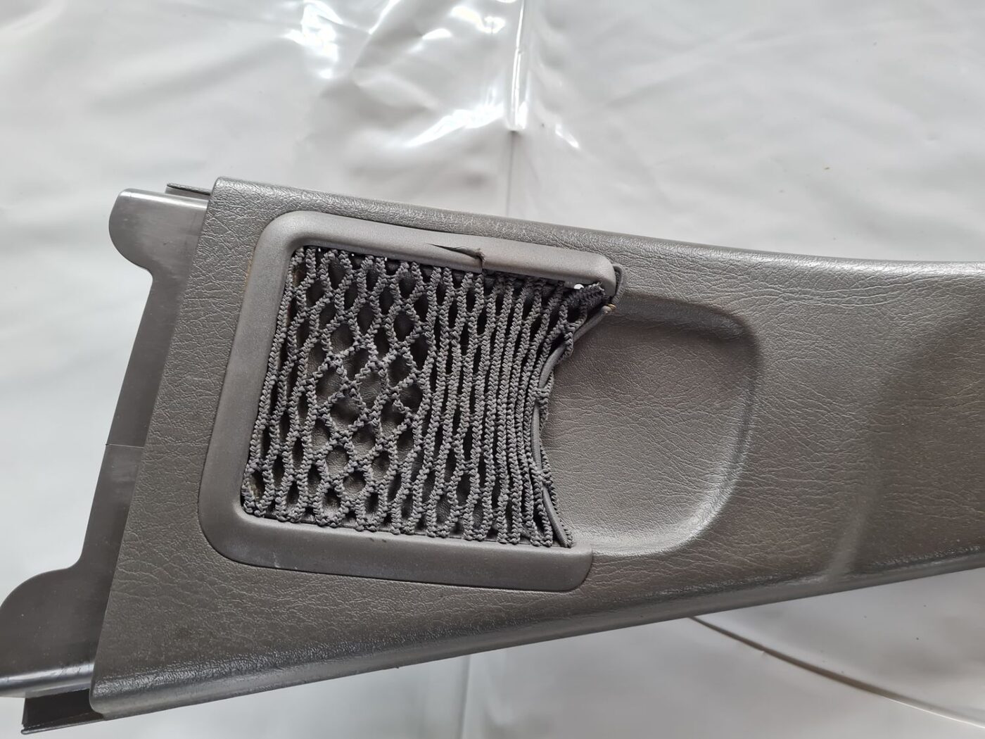 Vidējas salona statnes apdare priekš SAAB 9-5 1999 5 Vidējas salona statnes apdare priekš SAAB 9-5 1999