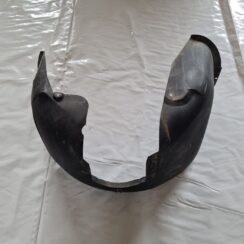 Priekšējais kreisais paspārns priekš SAAB 9-5 1999