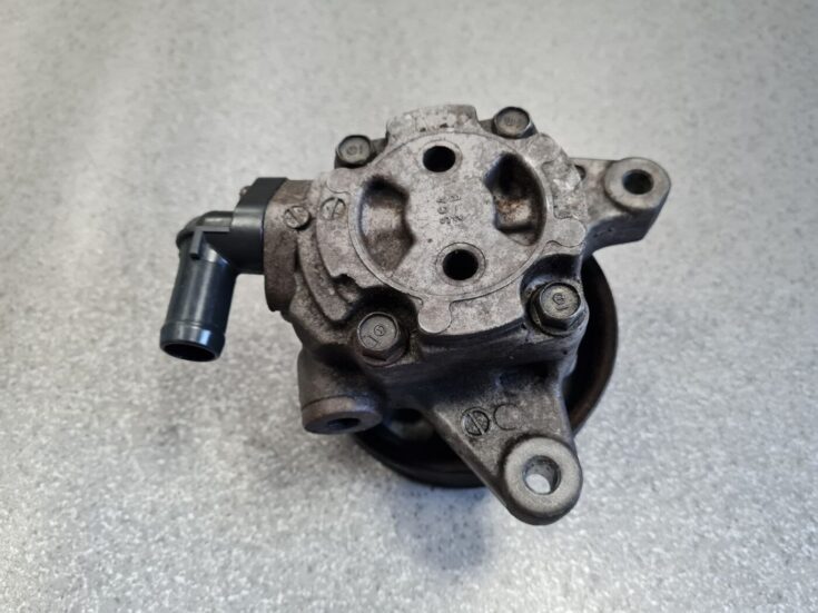 Hidrauliskais pastiprinātājs priekš HONDA ACCORD 2007 YR562P