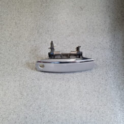 Priekšējāis labais durvju rokturis priekš AUDI A6 AVANT 2006