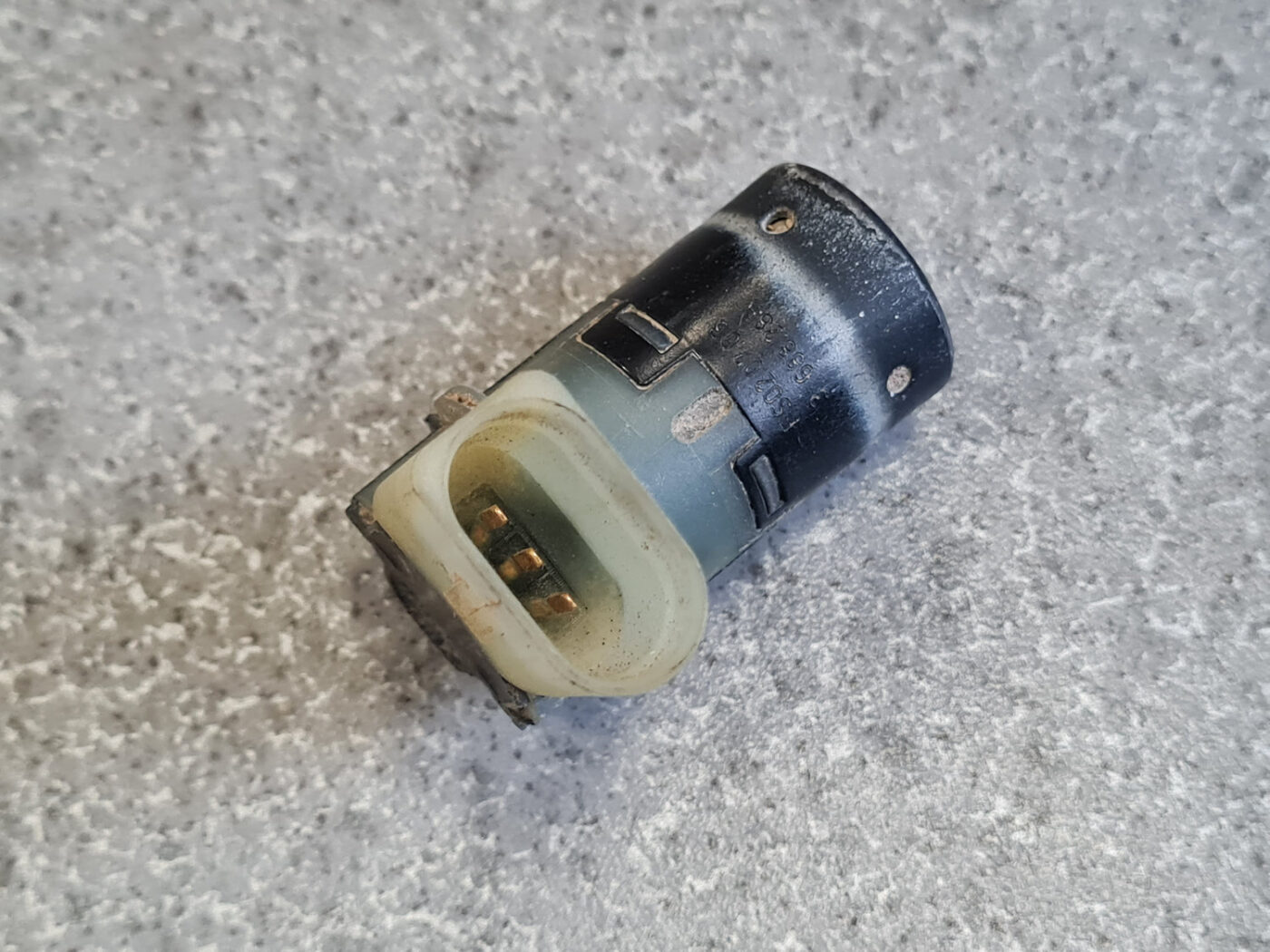 Parkošanās devējs priekš AUDI A6 AVANT 2003 2 Parkošanās devējs priekš AUDI A6 AVANT 2003