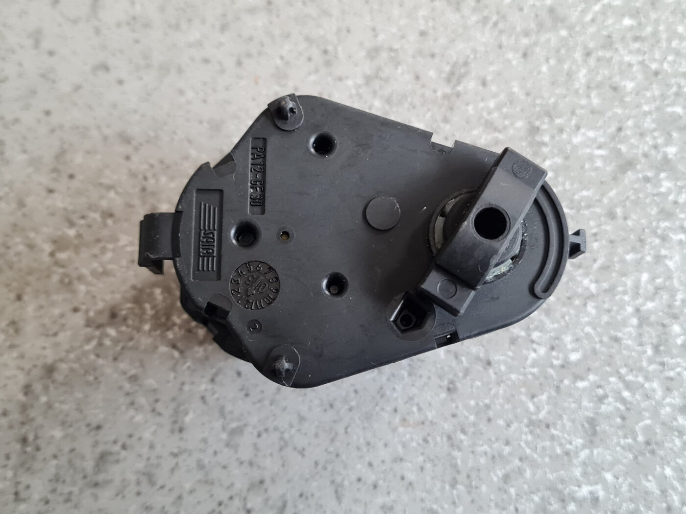 Apsildes sistēmas aktuators priekš BMW 6 E63 645 2004 4 Apsildes sistēmas aktuators priekš BMW 6 E63 645 2004