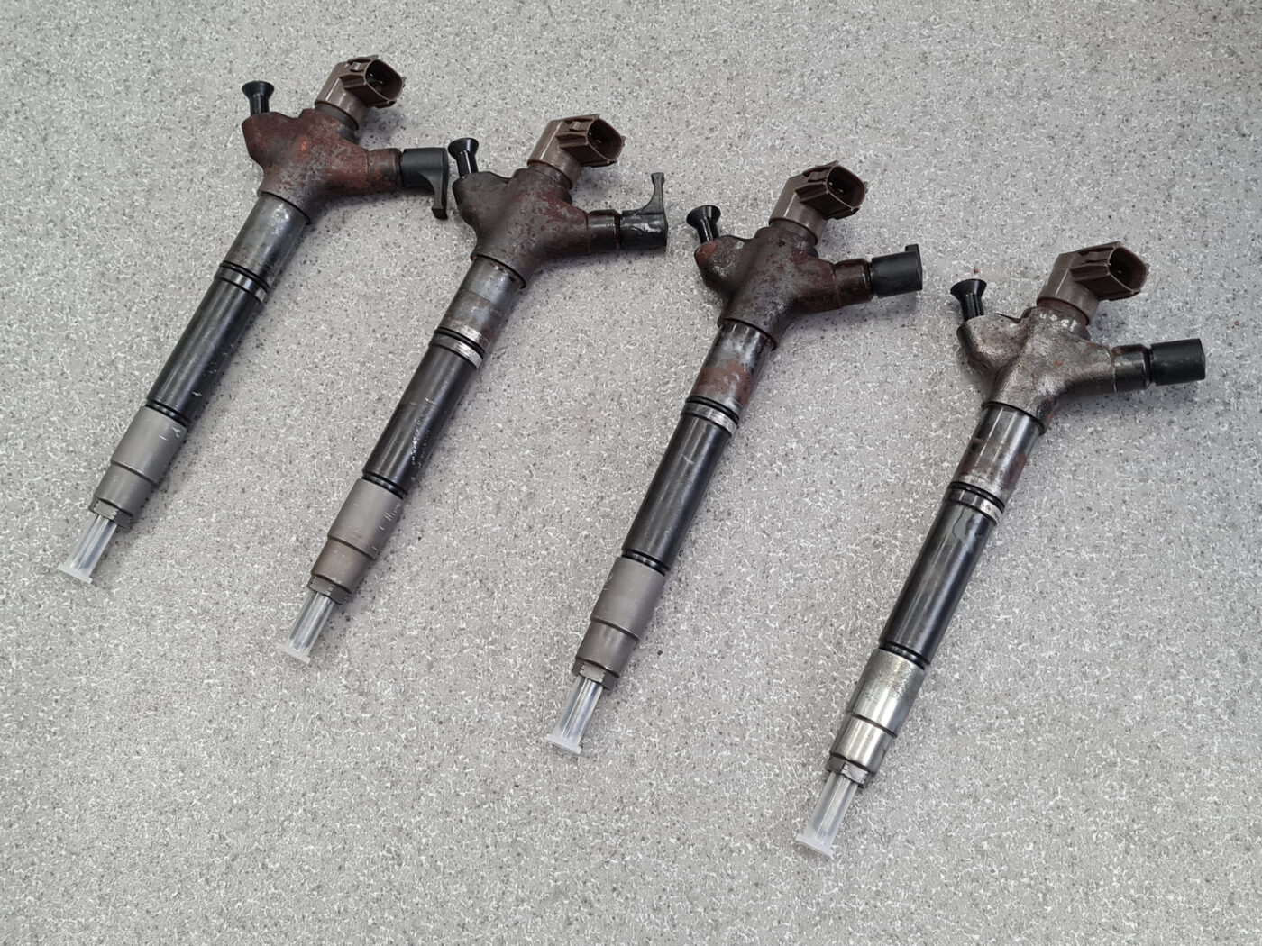 Degvielas smidzinātājs priekš TOYOTA AVENSIS 2012 5 Degvielas smidzinātājs priekš TOYOTA AVENSIS 2012