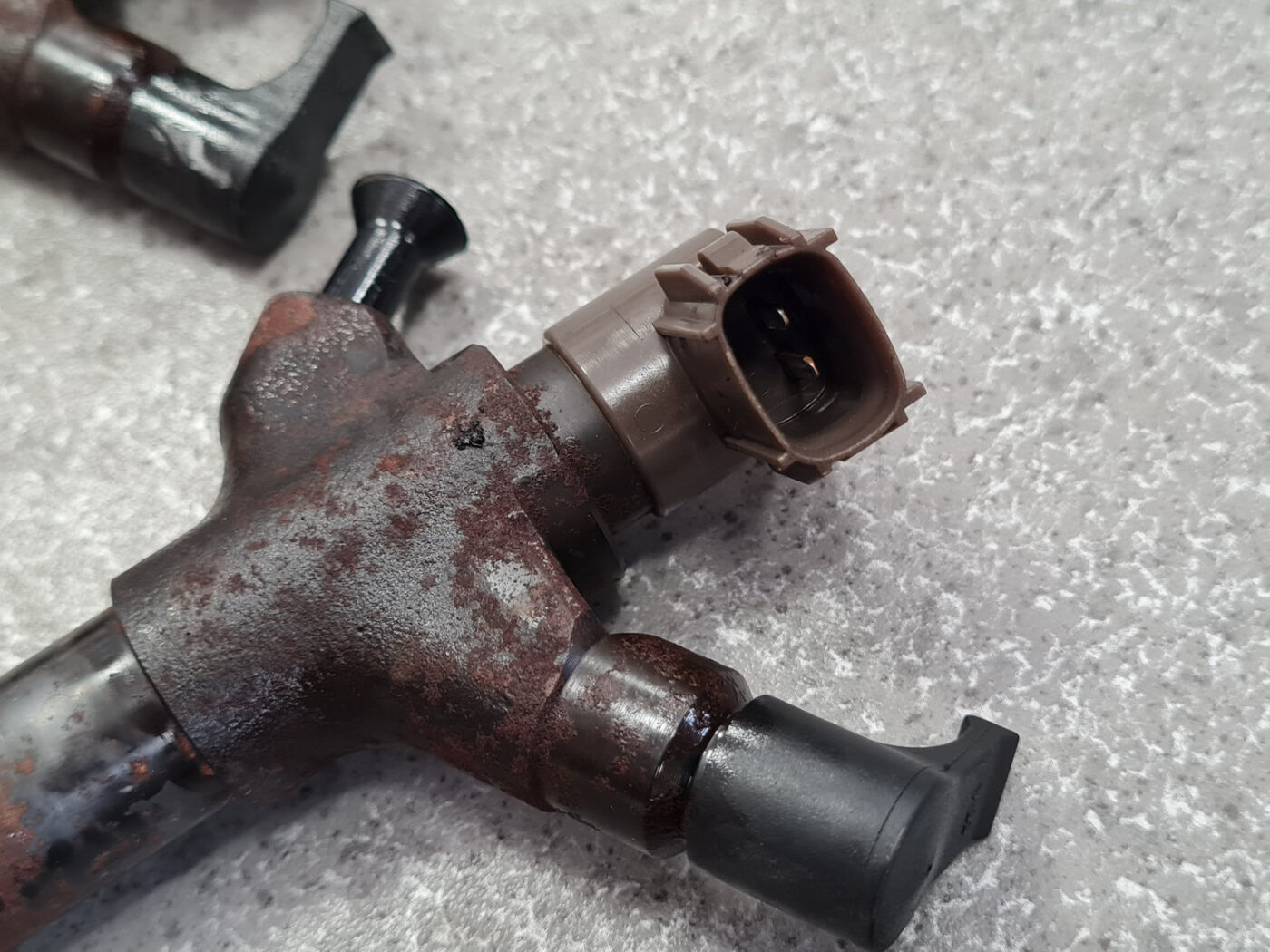 Degvielas smidzinātājs priekš TOYOTA AVENSIS 2012 4 Degvielas smidzinātājs priekš TOYOTA AVENSIS 2012