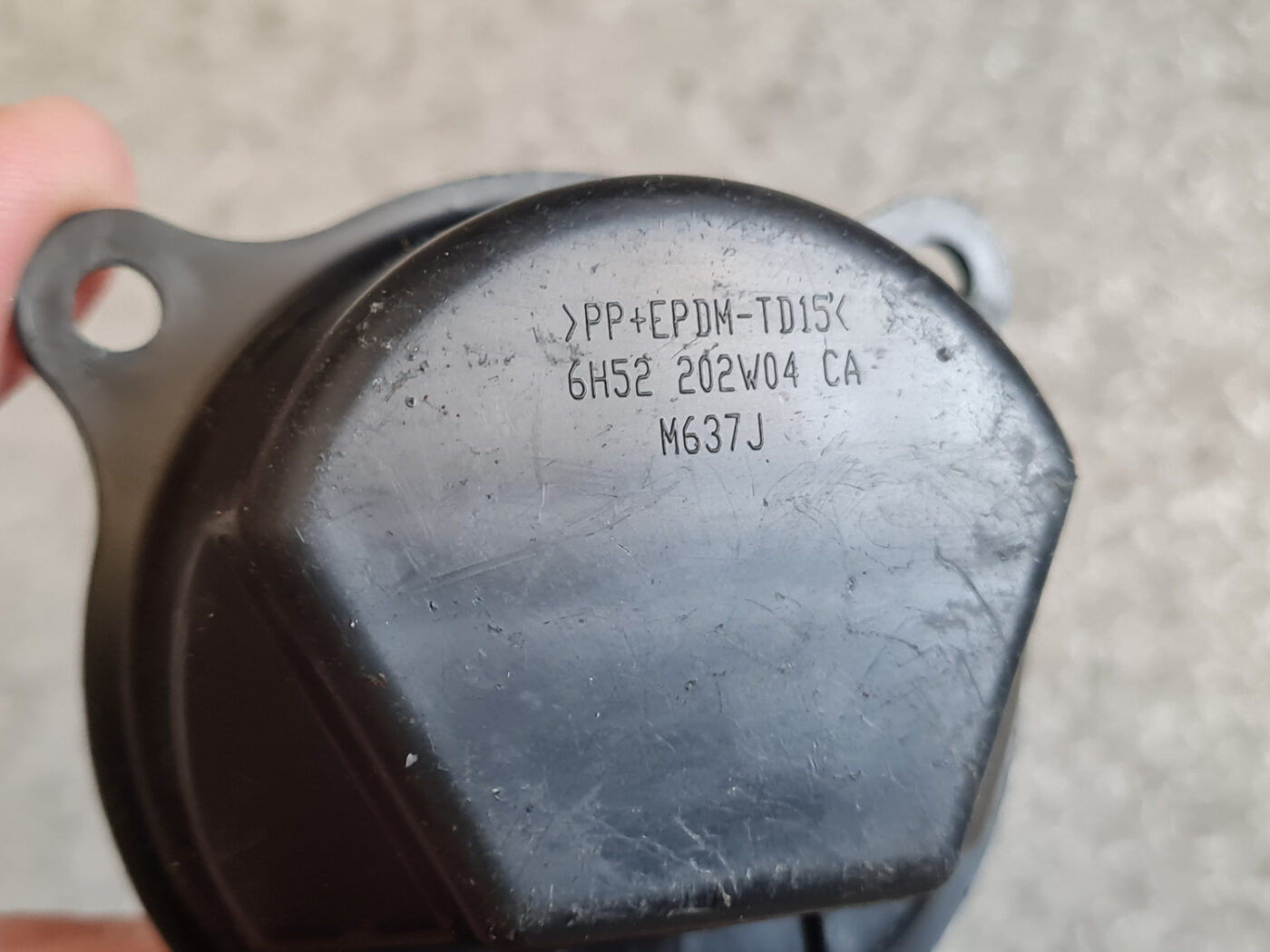 Salona plastmasa priekš LAND ROVER FREELANDER 2007 2 Salona plastmasa priekš LAND ROVER FREELANDER 2007