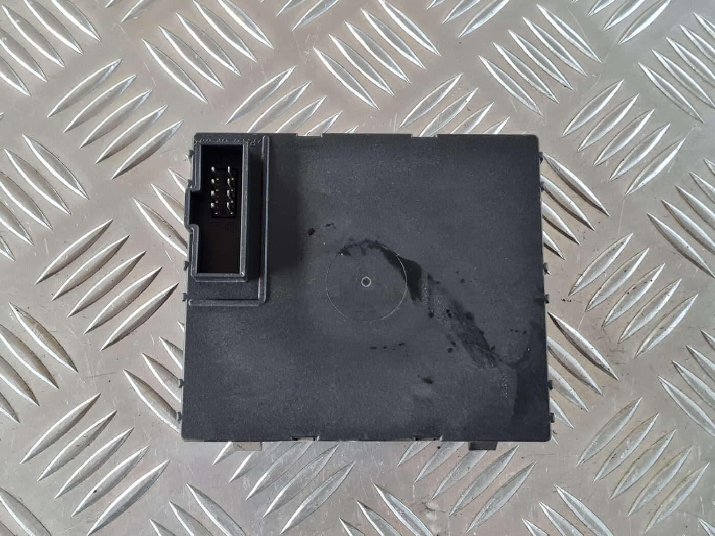 Elektroniskais modulis priekš SAAB 9-3 2009 3 Elektroniskais modulis priekš SAAB 9-3 2009