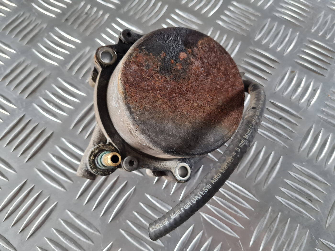 Vakuuma sūknis priekš SAAB 9-3 2009 4 Vakuuma sūknis priekš SAAB 9-3 2009