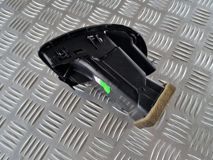 Mērinstrumentu paneļa gaisa vads, pa labi priekš SAAB 9-3 2009