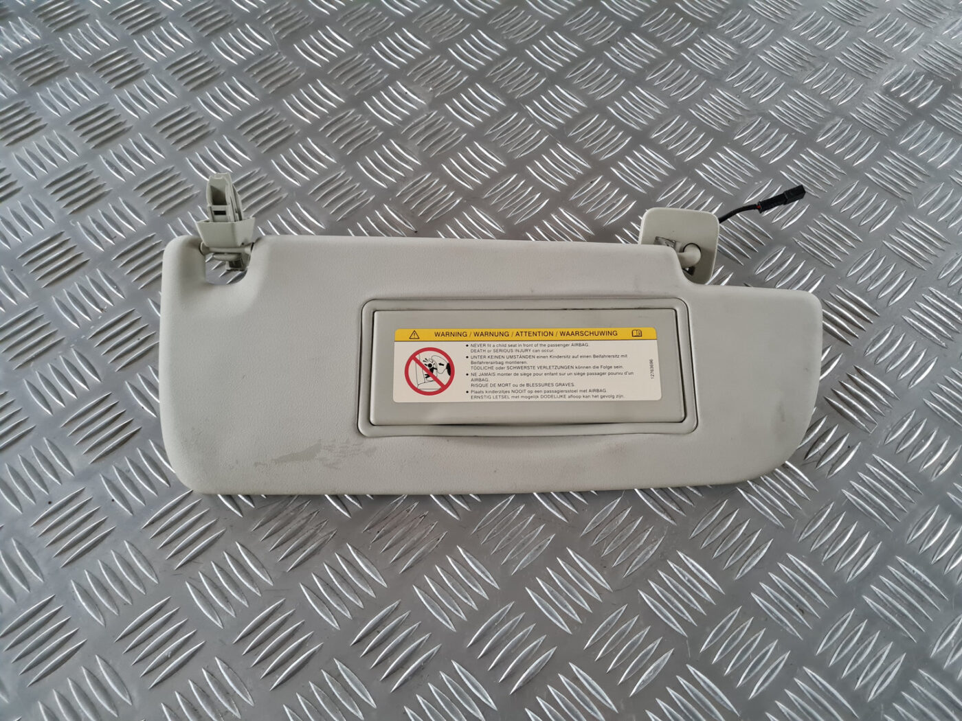 Saules aizsargs priekš SAAB 9-3 2009 5 Saules aizsargs priekš SAAB 9-3 2009