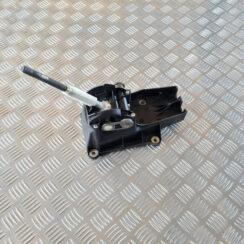 Ātrumu pārslēgšanas slēdzis priekš SAAB 9-3 2009