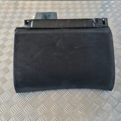 Mantu glabāšanas nodalījums pasažiera pusē priekš SAAB 9-3 2009