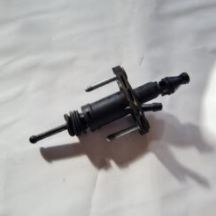 Sajūga galvenais cilindrs priekš SAAB 9-3 2009