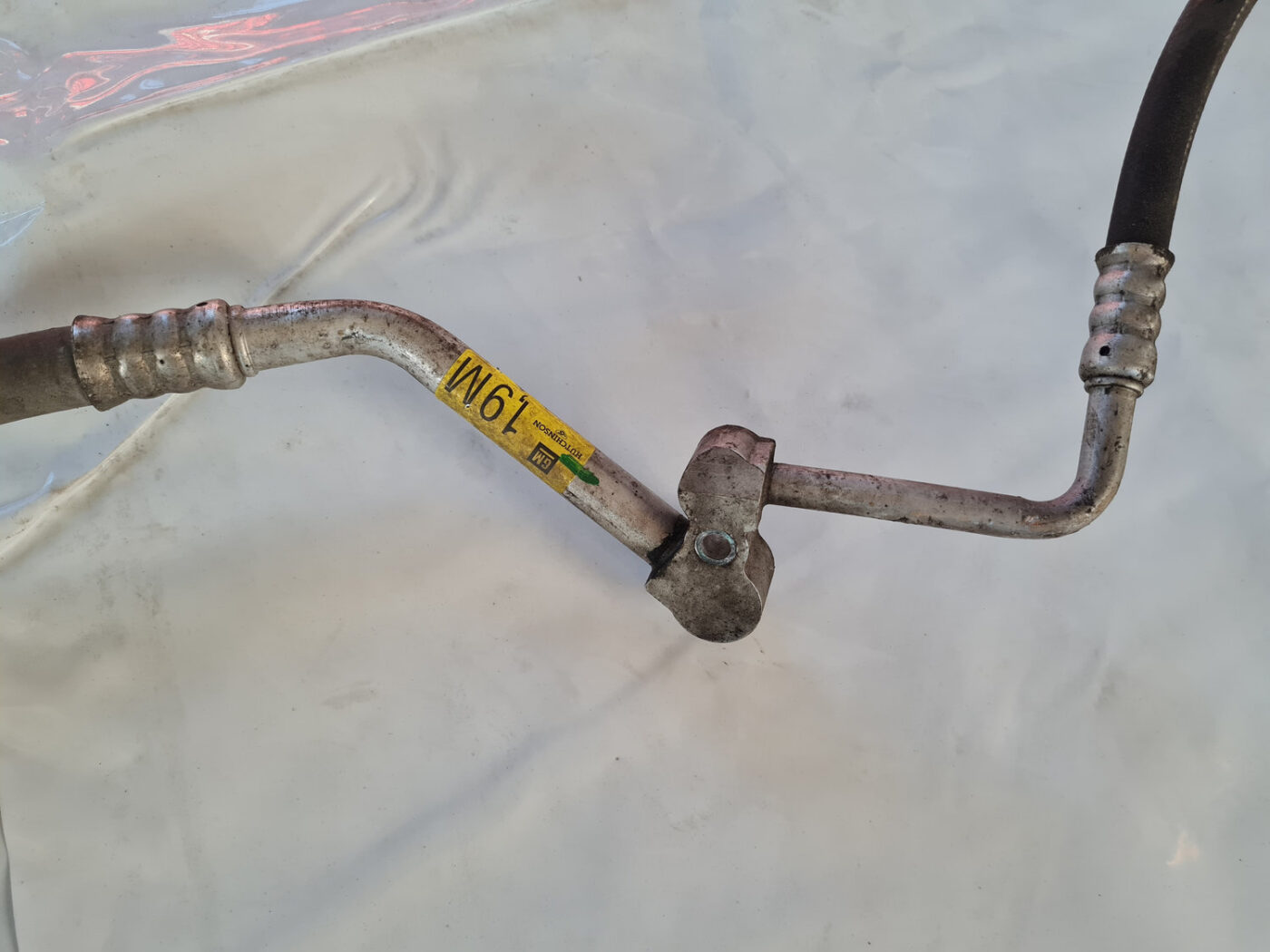 Gaisa kondicioniera galvenā caurule priekš SAAB 9-3 2009 8 Gaisa kondicioniera galvenā caurule priekš SAAB 9-3 2009