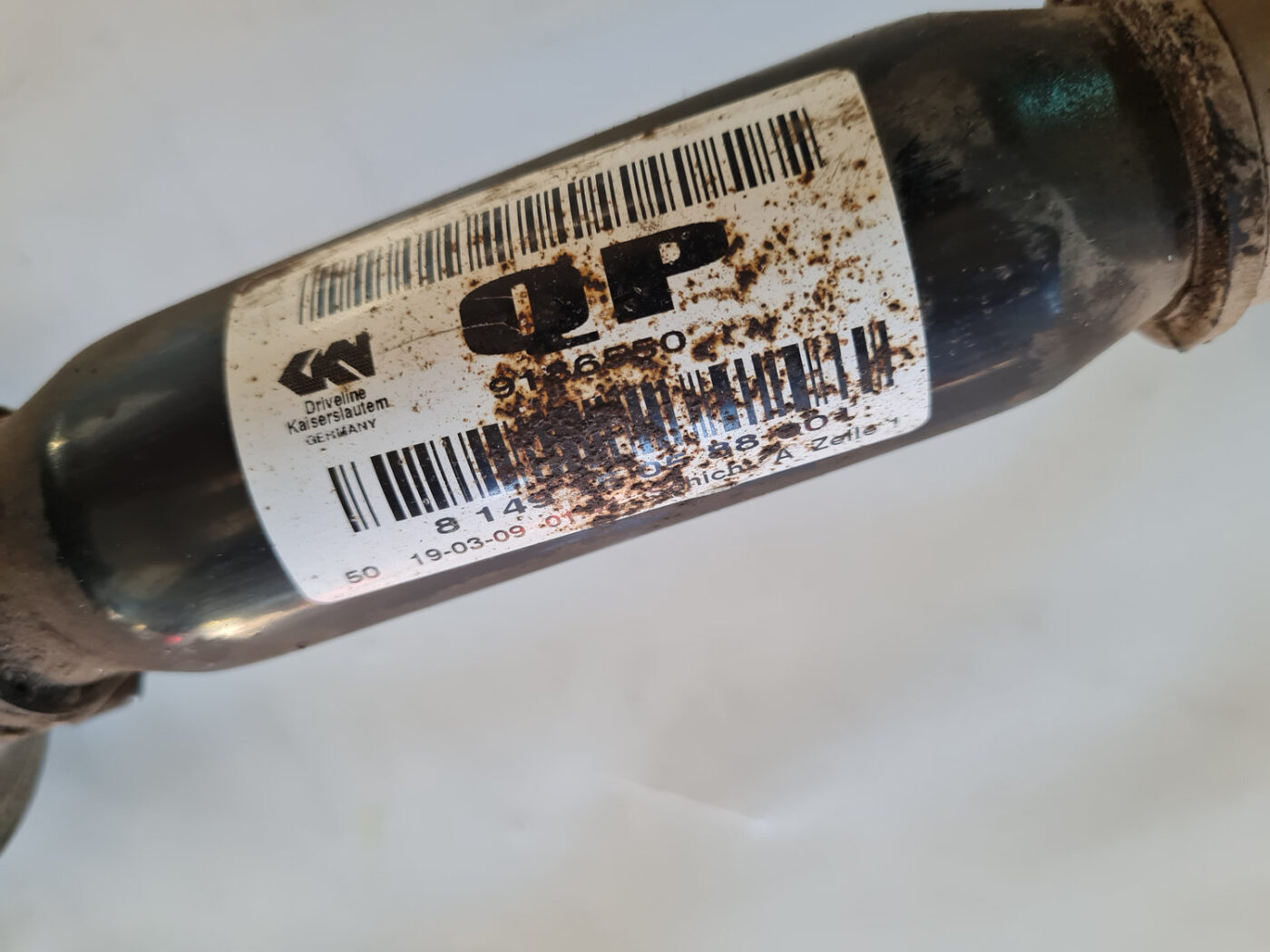 Pusass priekšēja labā priekš SAAB 9-3 2009 6 Pusass priekšēja labā priekš SAAB 9-3 2009