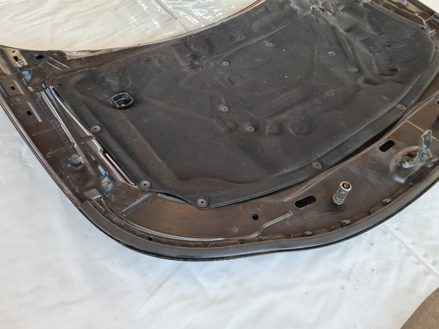 Pārsegs priekš SAAB 9-3 2009 4 Pārsegs priekš SAAB 9-3 2009