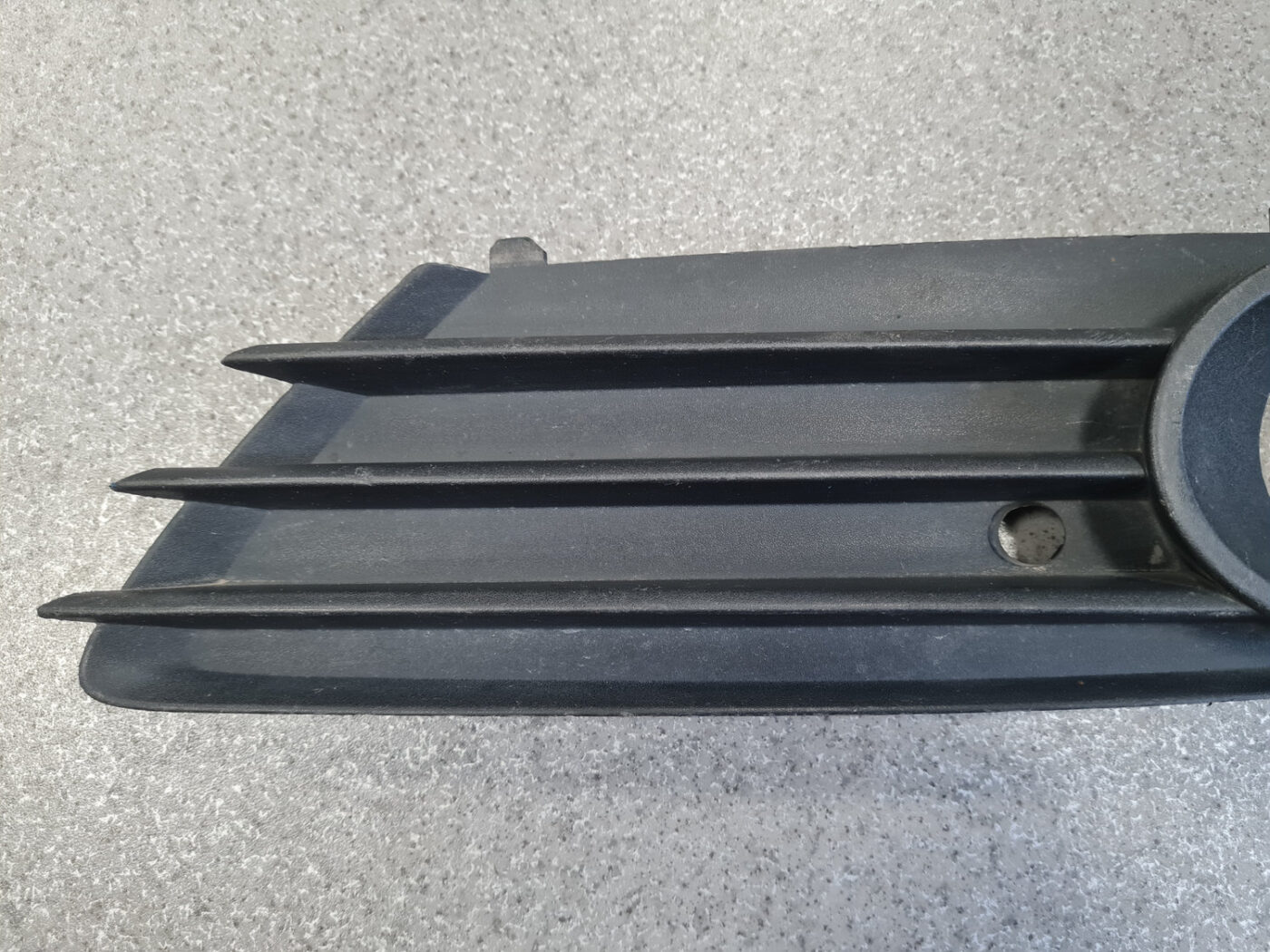 Miglas luktura reste, pa kreisi priekš OPEL ASTRA H 2006 8 Miglas luktura reste, pa kreisi priekš OPEL ASTRA H 2006