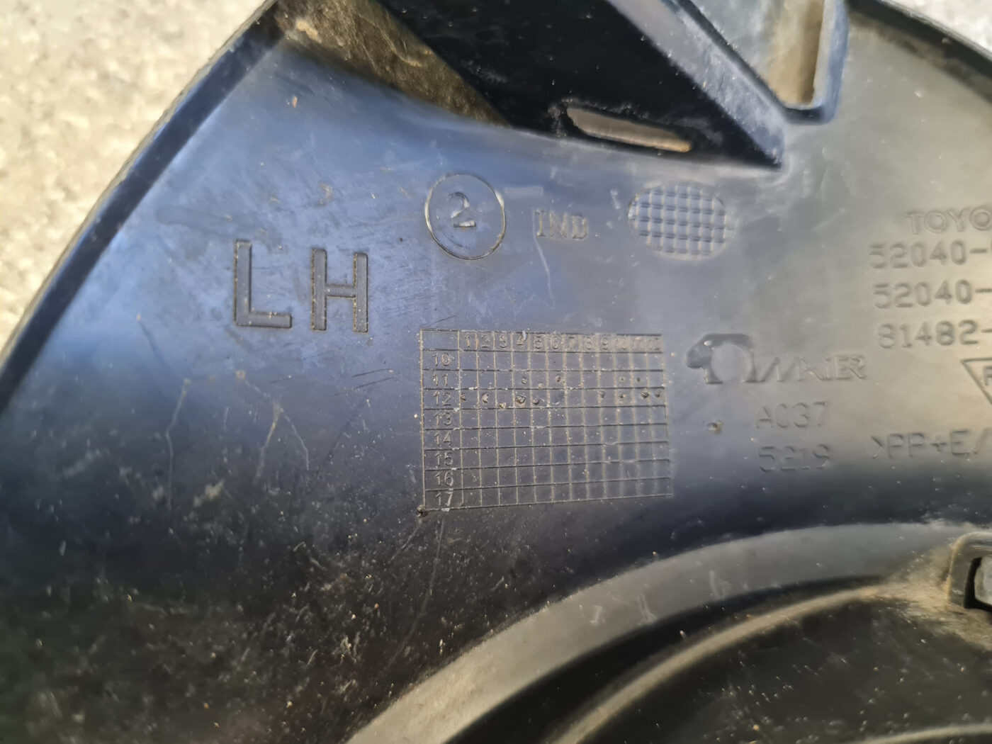 Miglas luktura reste, pa kreisi priekš TOYOTA AVENSIS 2012 3 Miglas luktura reste, pa kreisi priekš TOYOTA AVENSIS 2012