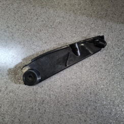 Aizmugurējā spārna un bufera stiprinājums priekš TOYOTA COROLLA VERSO 2008