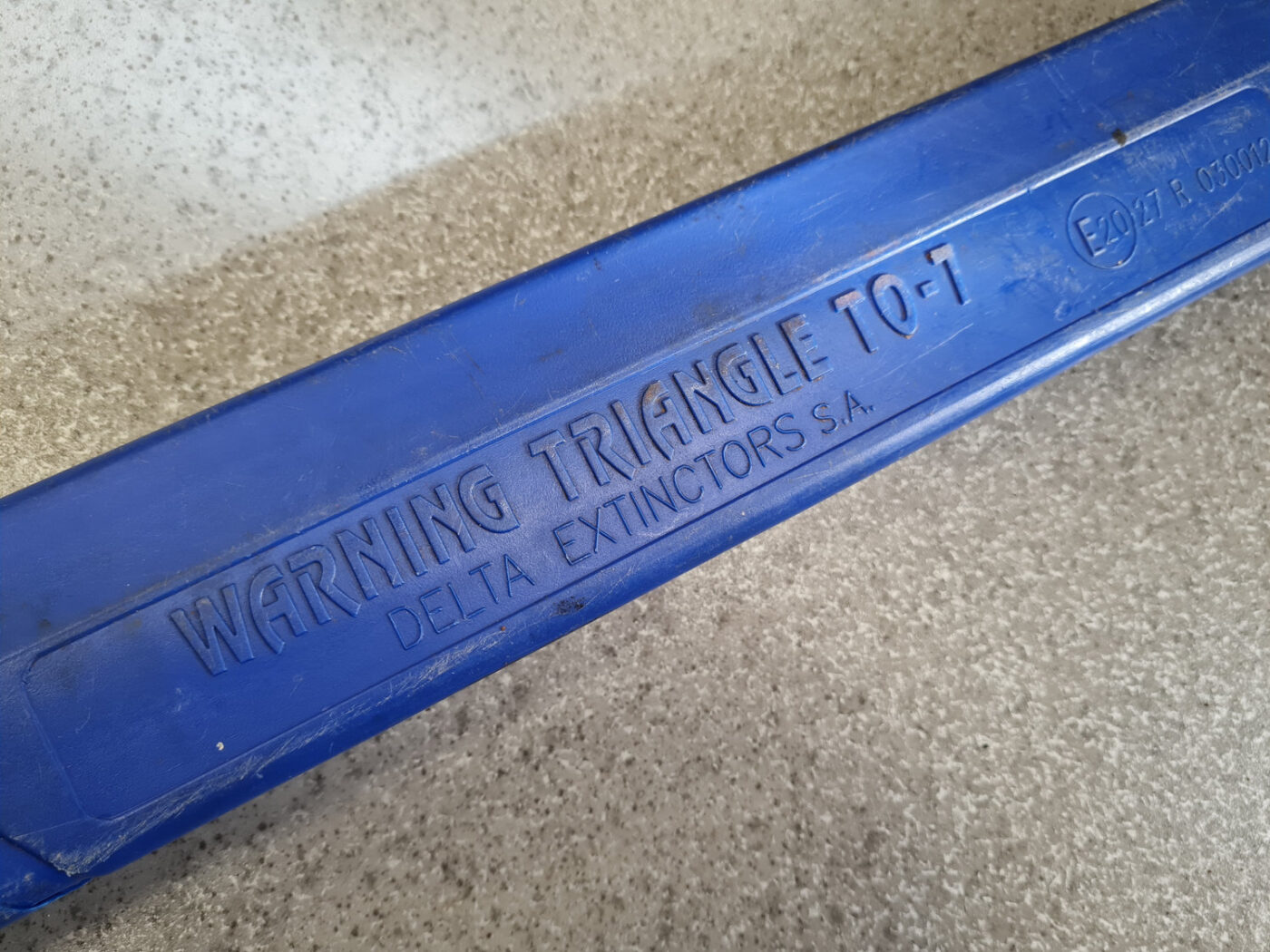 Brīdinājuma trīsstūris priekš SUBARU LEGACY 2009 4 Brīdinājuma trīsstūris priekš SUBARU LEGACY 2009